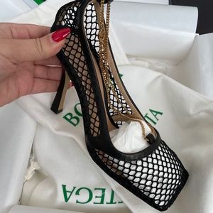 Bottega Venta Mesh Leather Pumps - 36 EU